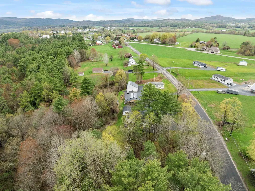 148 Brushwood Road Haverhill NH 03774