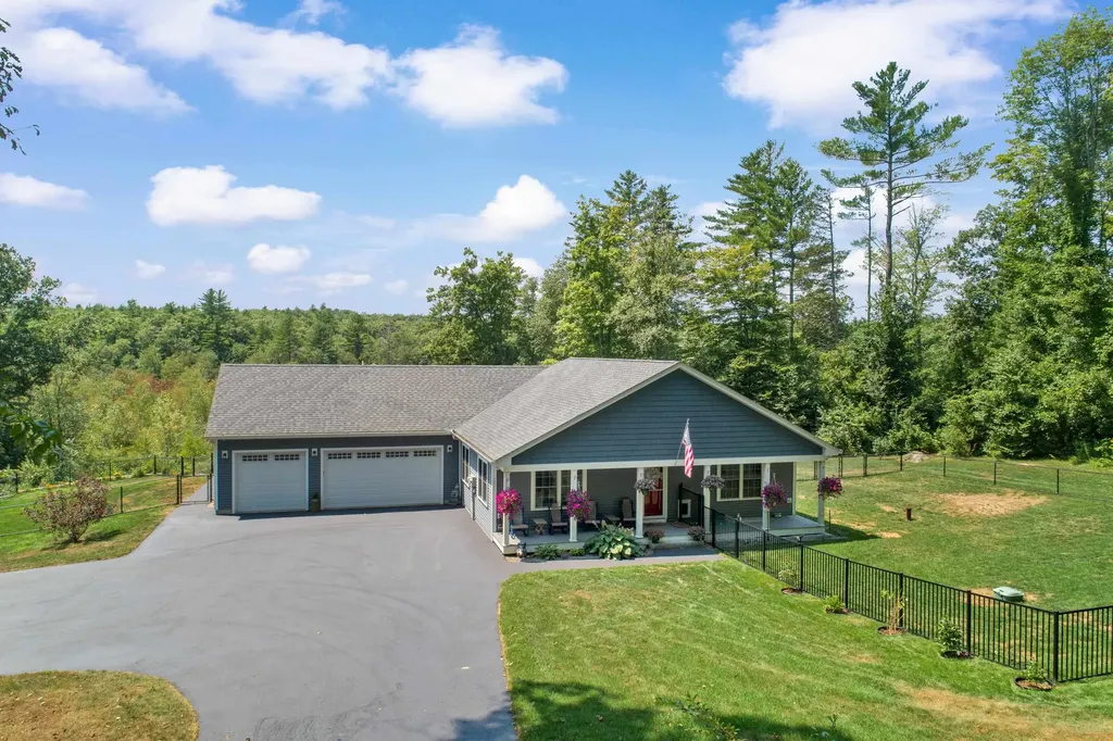 1201 Gorham Pond Road Dunbarton NH 03046