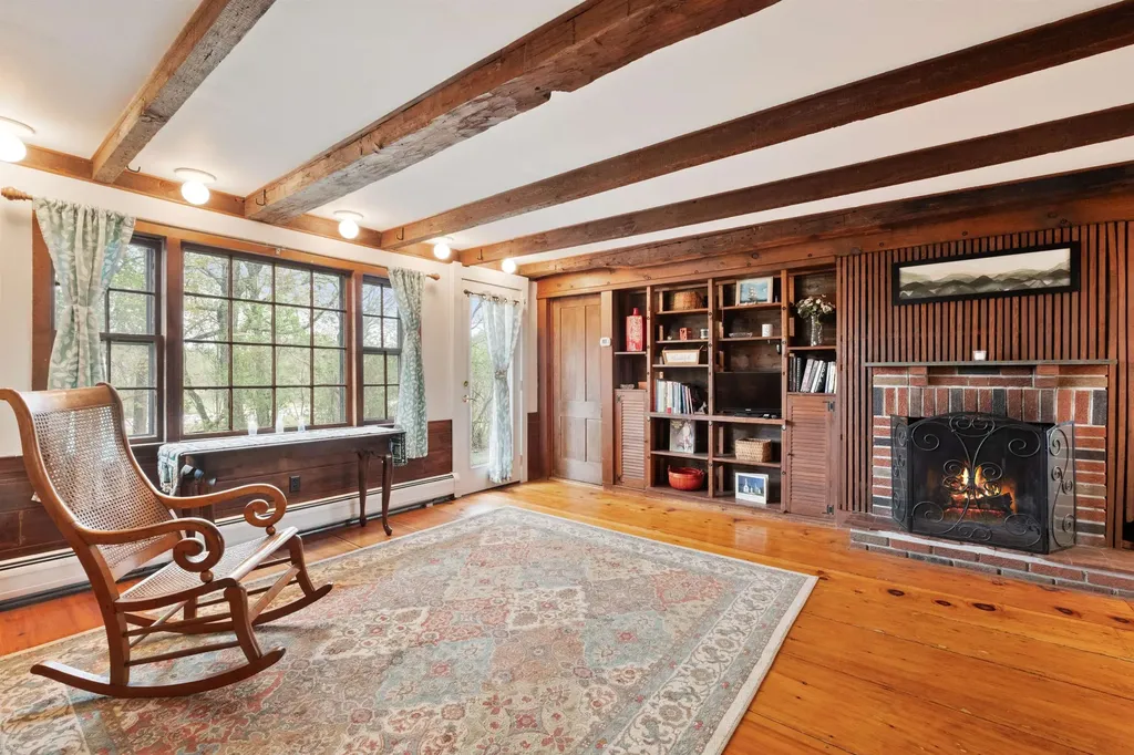 5 Couchtown Road Warner NH 03278