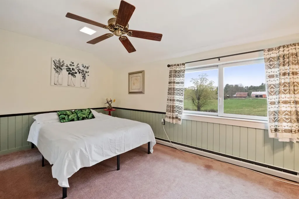 5 Couchtown Road Warner NH 03278