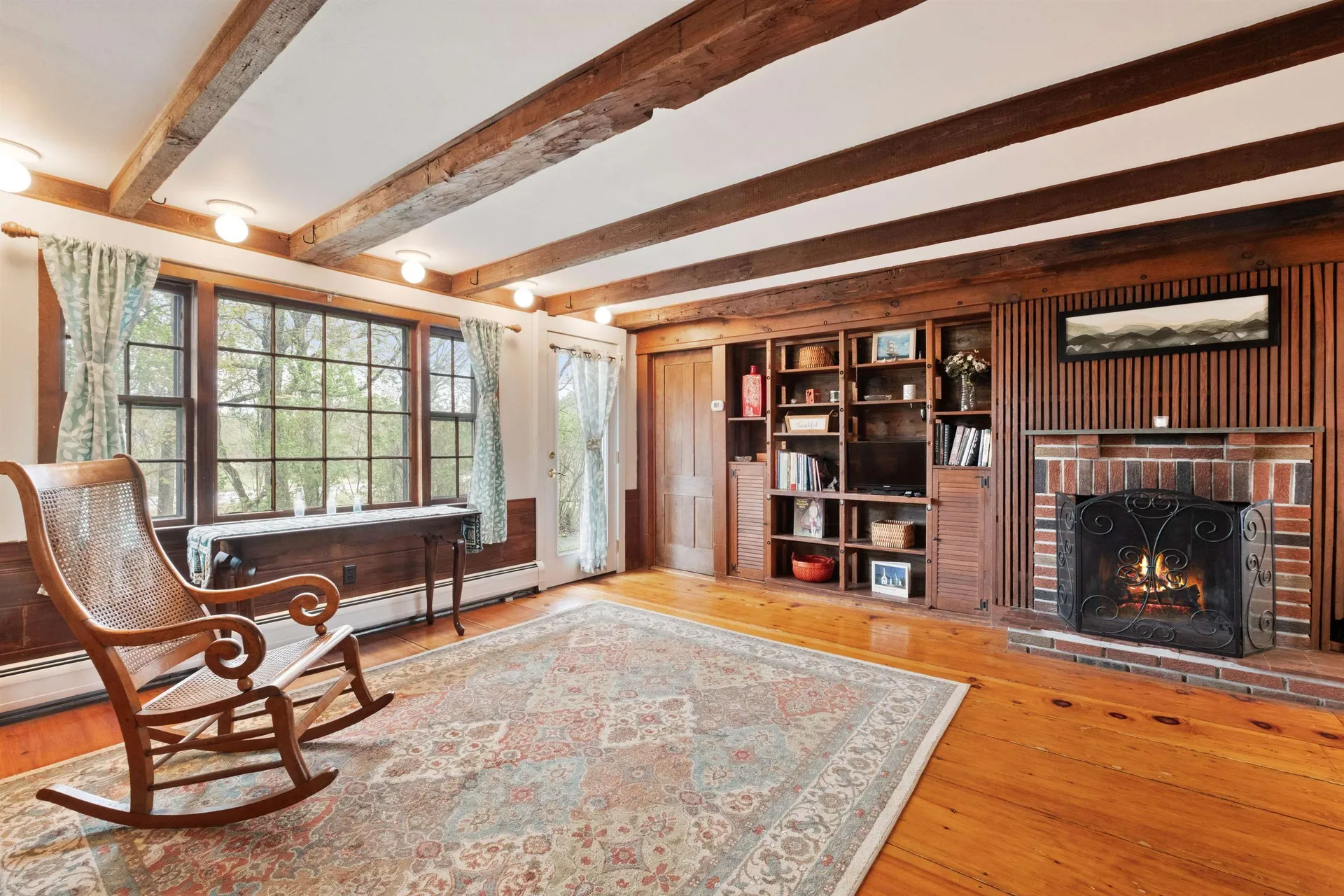 5 Couchtown Road Warner NH 03278