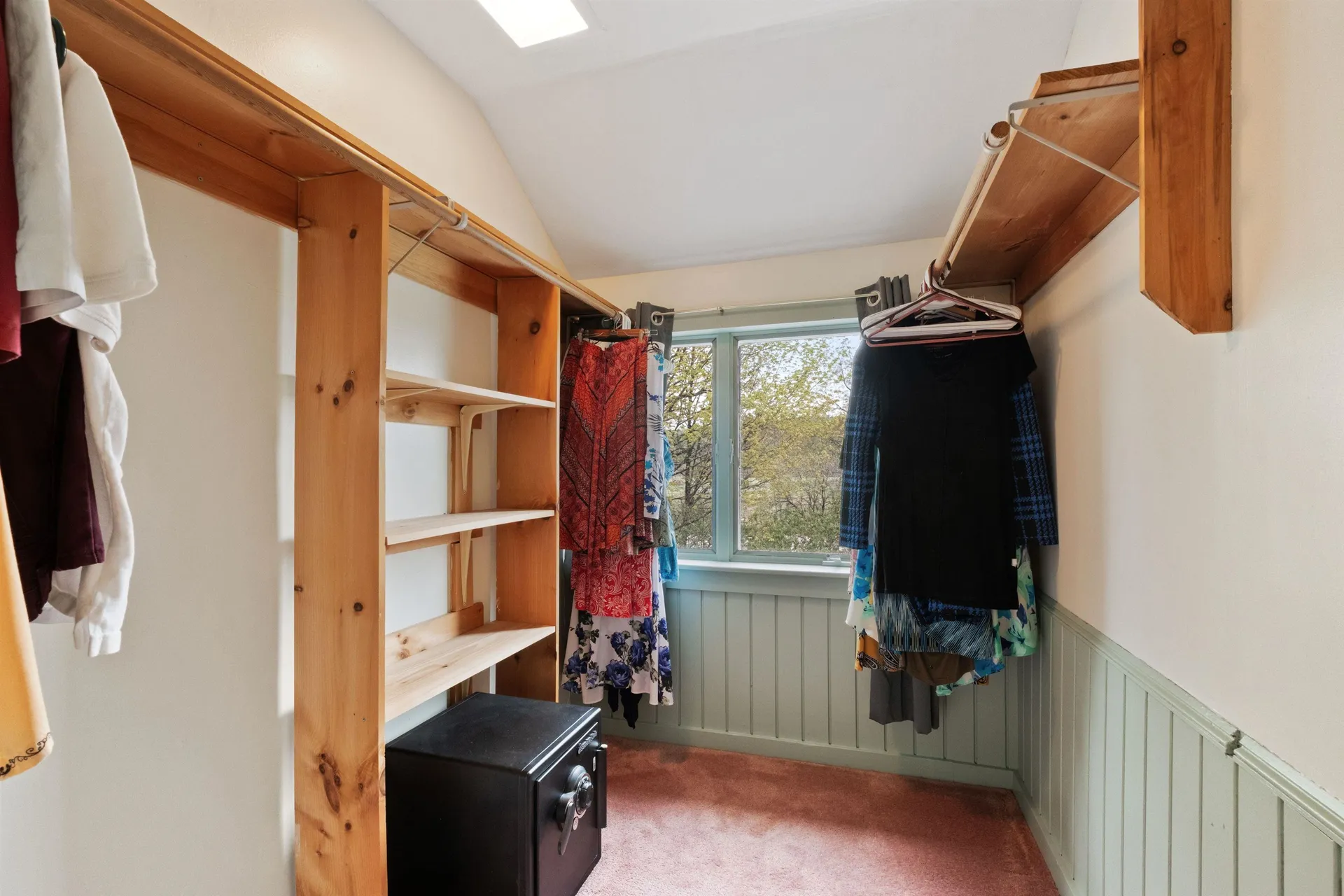 5 Couchtown Road Warner NH 03278