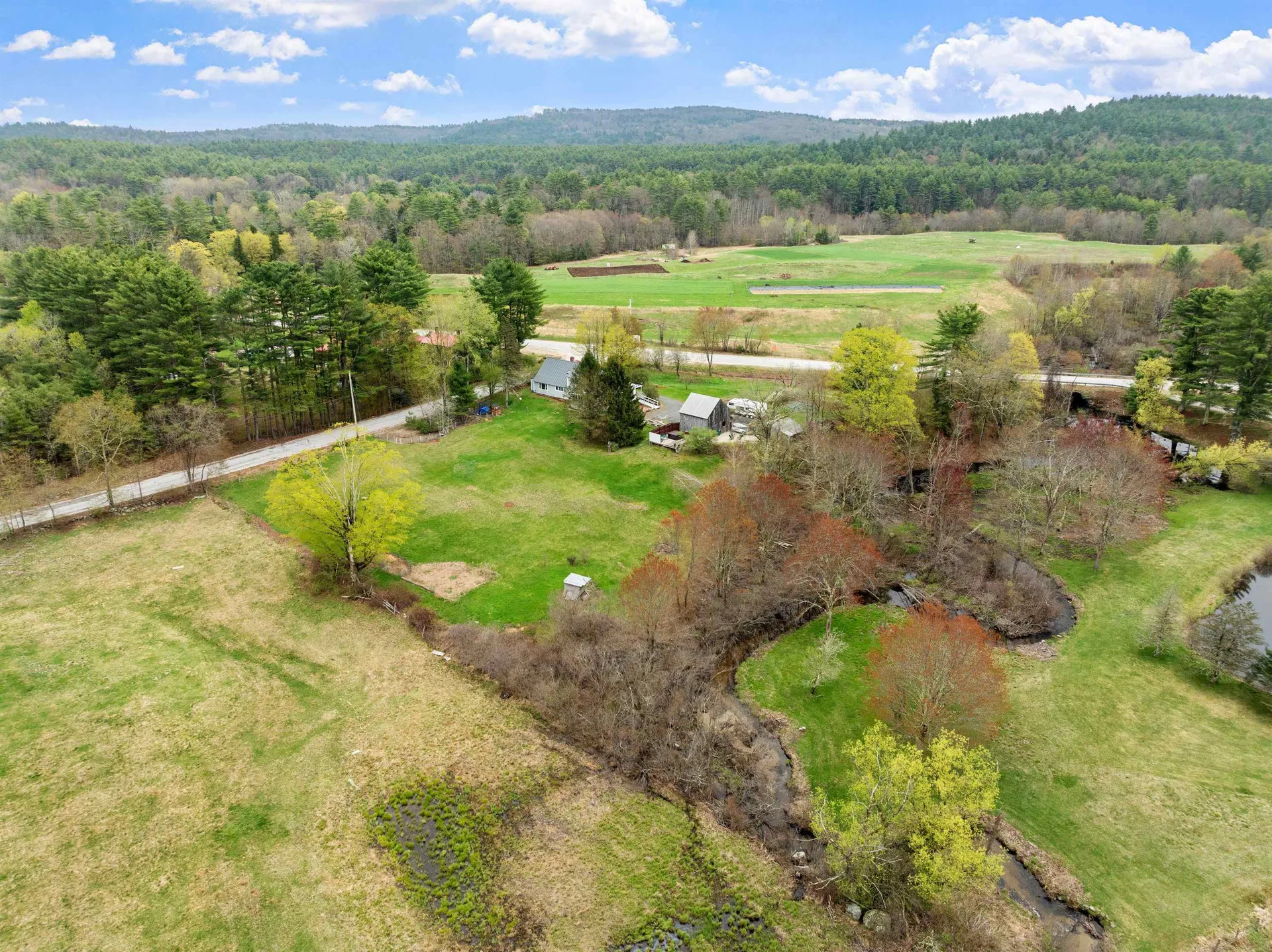 5 Couchtown Road Warner NH 03278