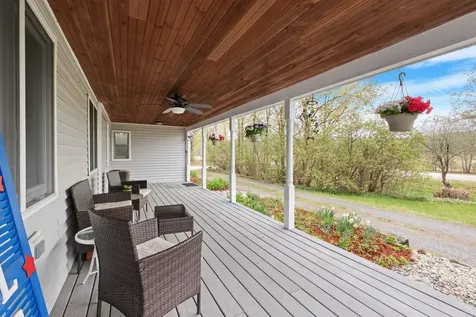 5 Couchtown Road Warner NH 03278