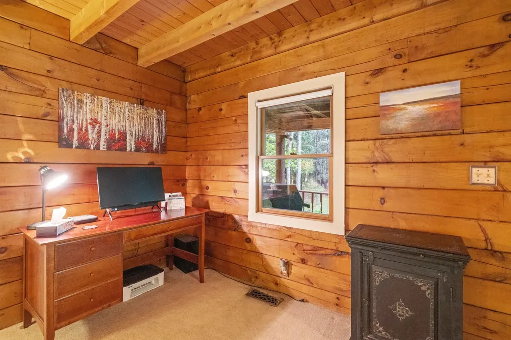 4050 River Road Bristol NH 03222