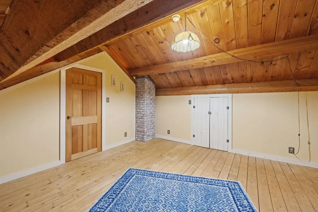 4050 River Road Bristol NH 03222