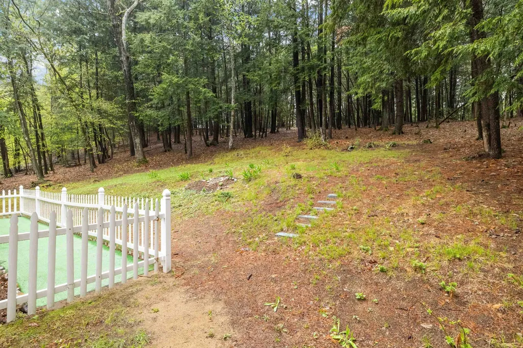 4050 River Road Bristol NH 03222