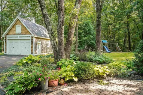 3 Bassett Lane Newfields NH 03856