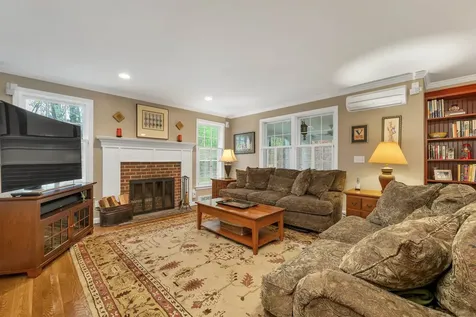 3 Bassett Lane Newfields NH 03856
