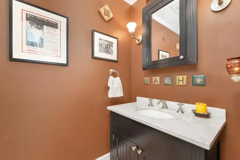 3 Bassett Lane Newfields NH 03856