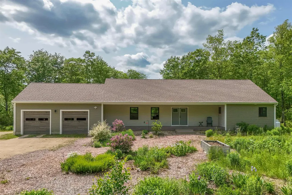 254 Brooks Road Barrington NH 03825