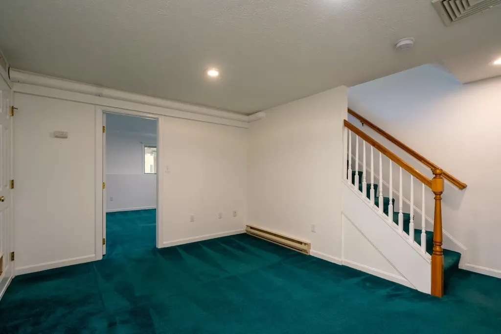 77 Dorchester Way Nashua NH 03064