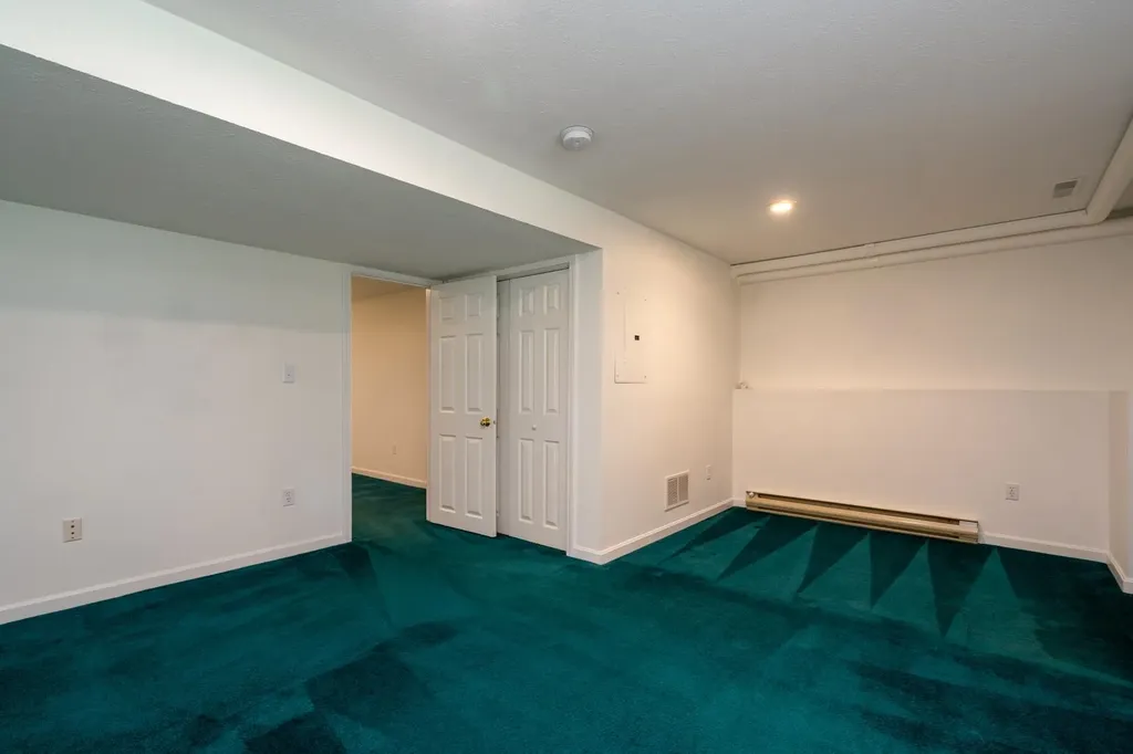 77 Dorchester Way Nashua NH 03064