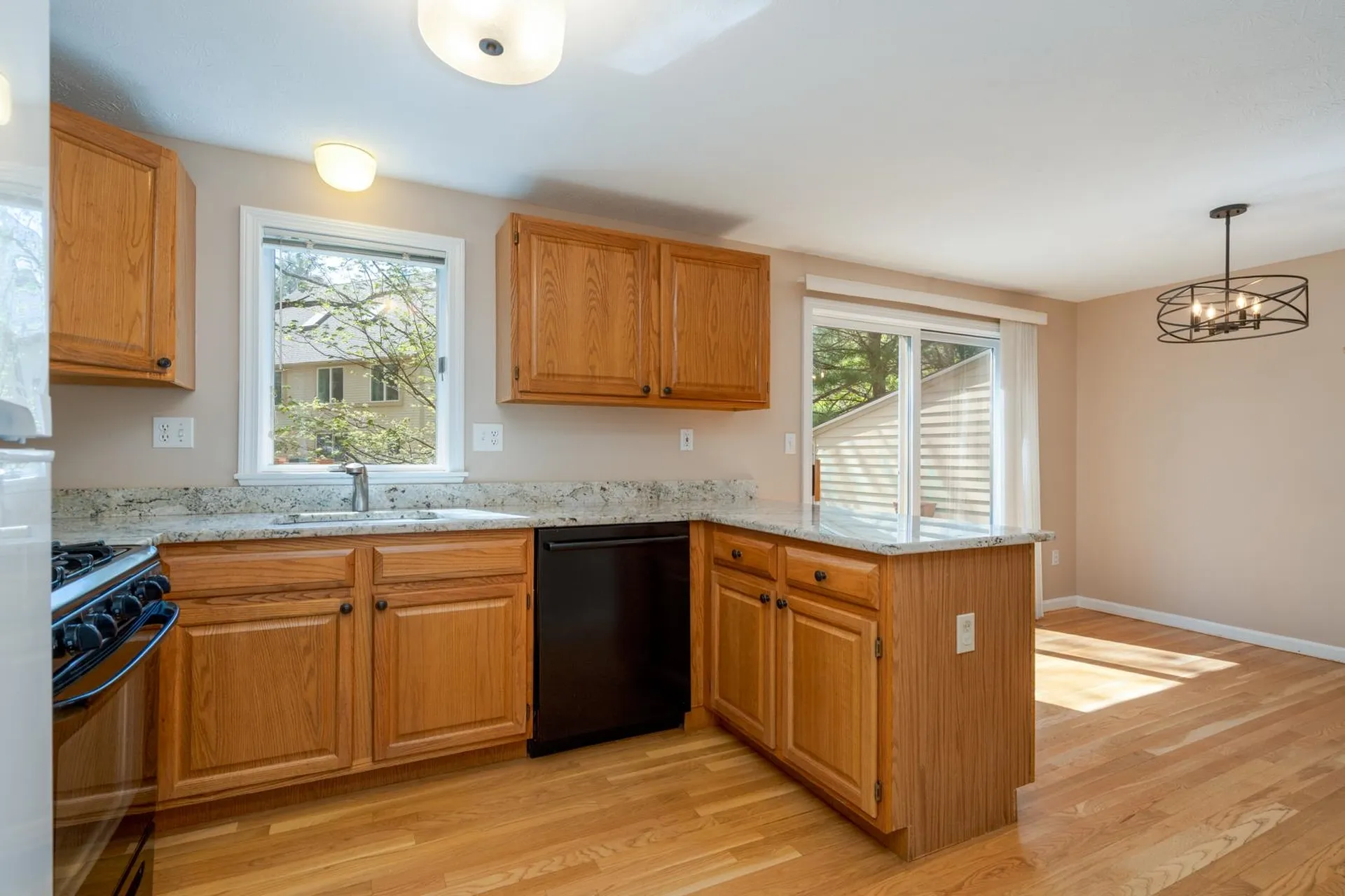 77 Dorchester Way Nashua NH 03064