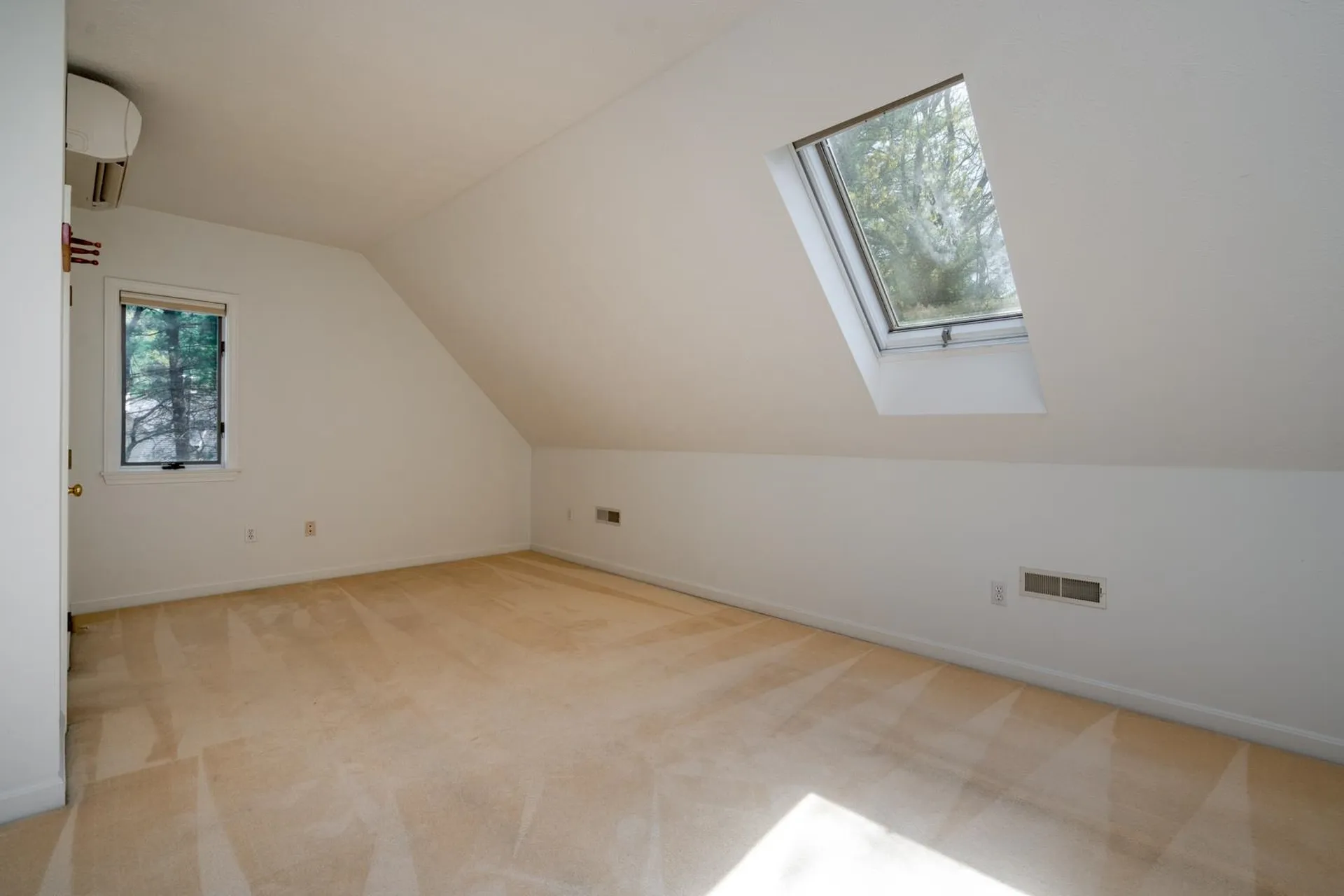 77 Dorchester Way Nashua NH 03064