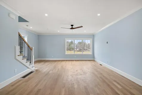 67 Groton Road Nashua NH 03062