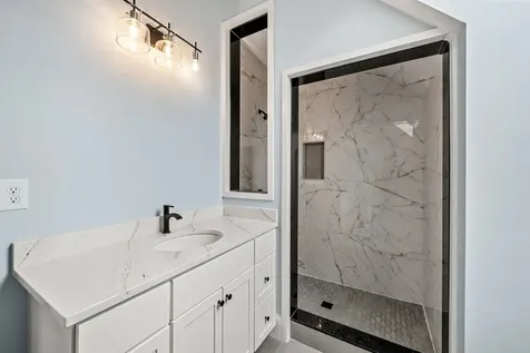 67 Groton Road Nashua NH 03062
