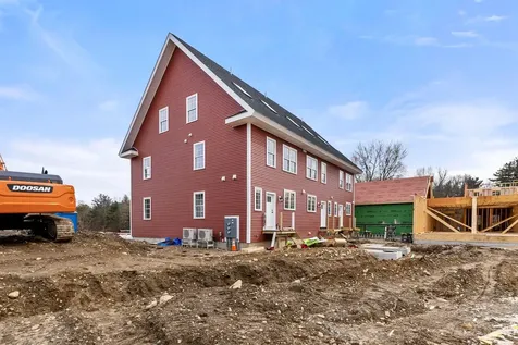 67 Groton Road Nashua NH 03062