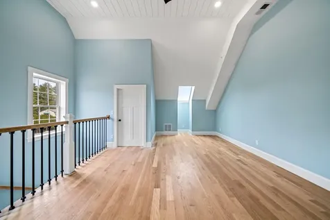67 Groton Road Nashua NH 03062