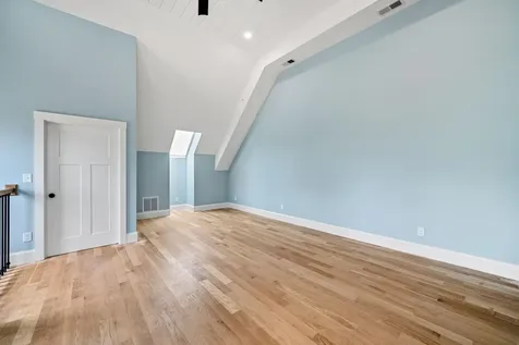 67 Groton Road Nashua NH 03062