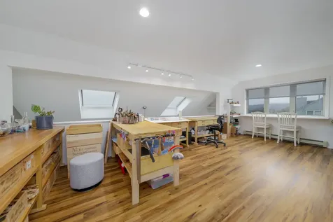 8 North Peak Village Newbury NH 03255-5410