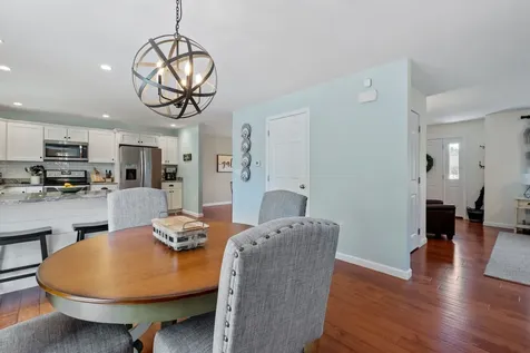 4 Merrill Drive Chichester NH 03258