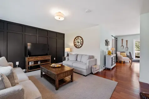 4 Merrill Drive Chichester NH 03258