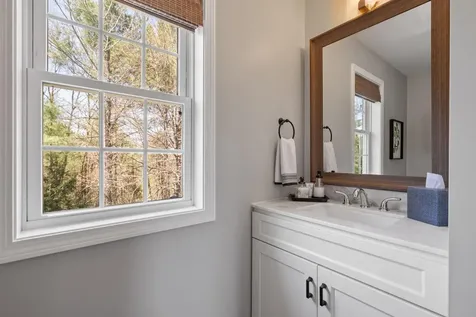 4 Merrill Drive Chichester NH 03258