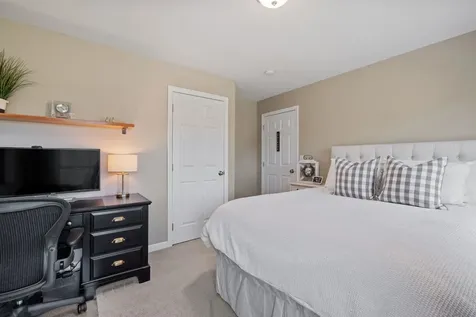 4 Merrill Drive Chichester NH 03258