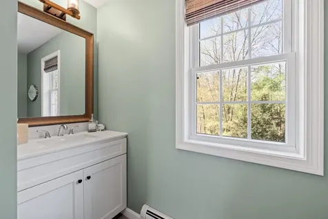 4 Merrill Drive Chichester NH 03258