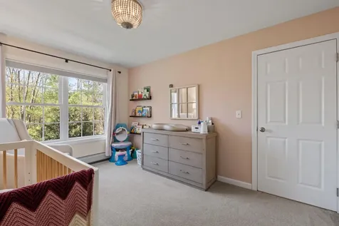 4 Merrill Drive Chichester NH 03258
