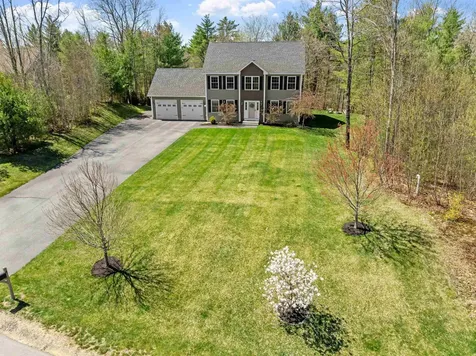 4 Merrill Drive Chichester NH 03258