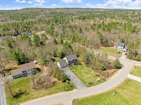 4 Merrill Drive Chichester NH 03258
