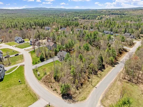 4 Merrill Drive Chichester NH 03258