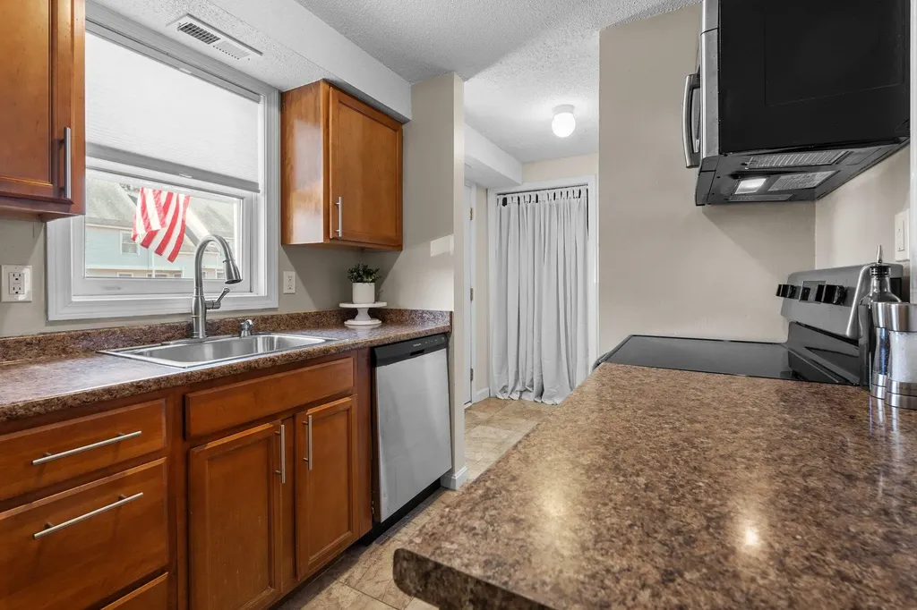 129 Fisherville Road Concord NH 03303