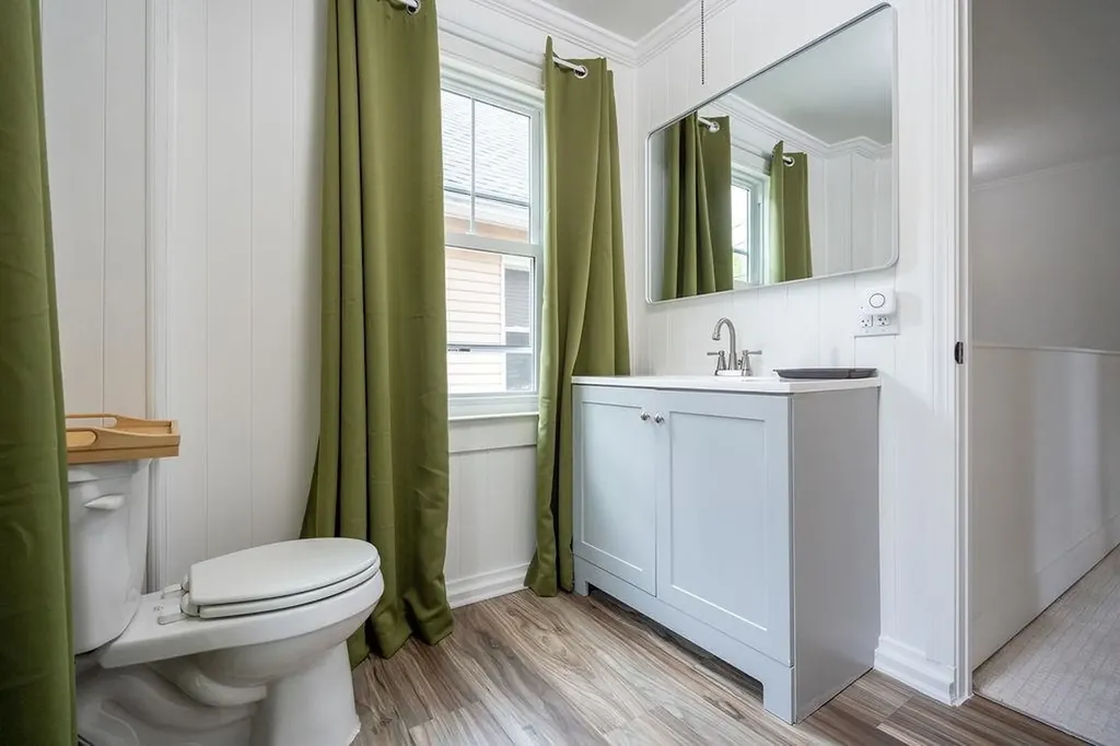 172 High Street Somersworth NH 03878