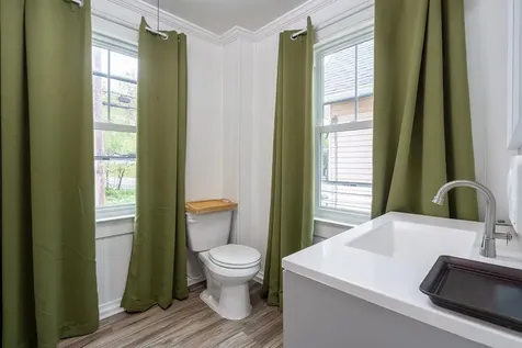 172 High Street Somersworth NH 03878