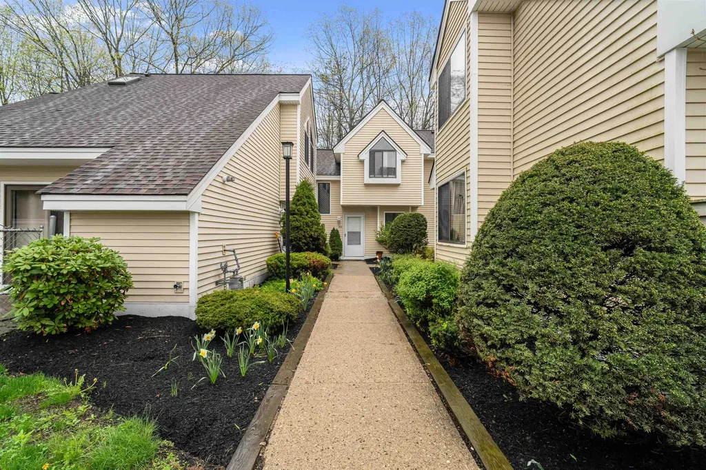 69 Franklin Heights Rochester NH 03867