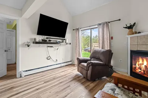 69 Franklin Heights Rochester NH 03867