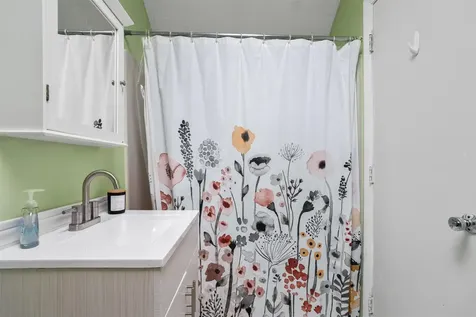 69 Franklin Heights Rochester NH 03867