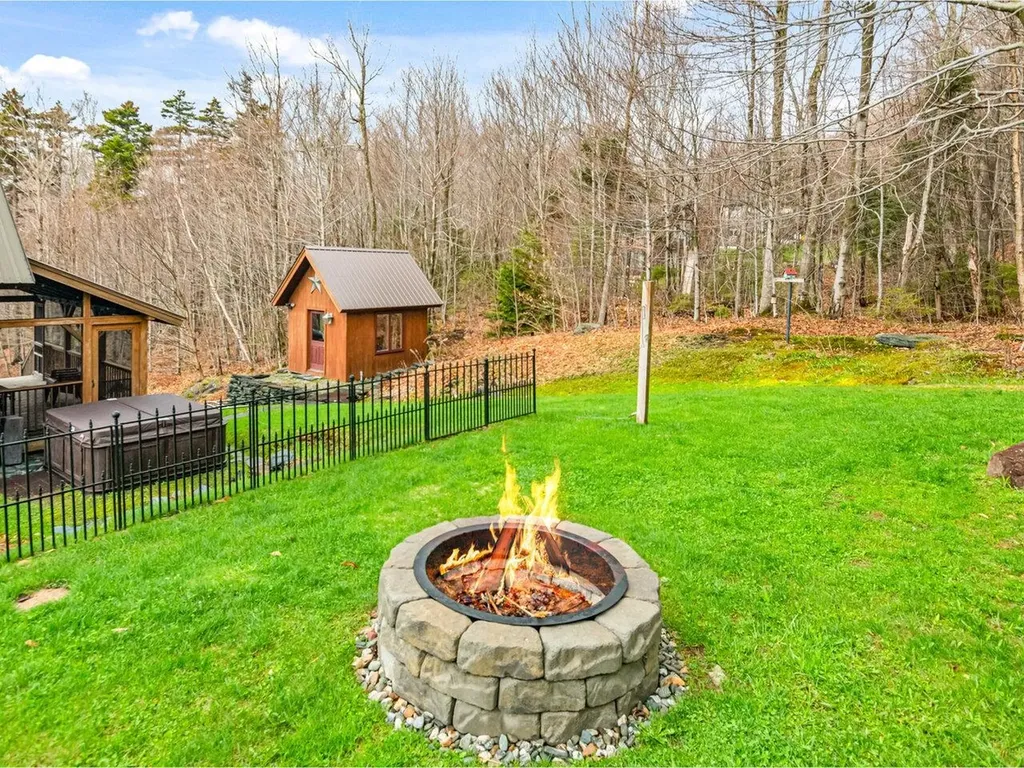 779 Smugglers View Road Cambridge VT 05464