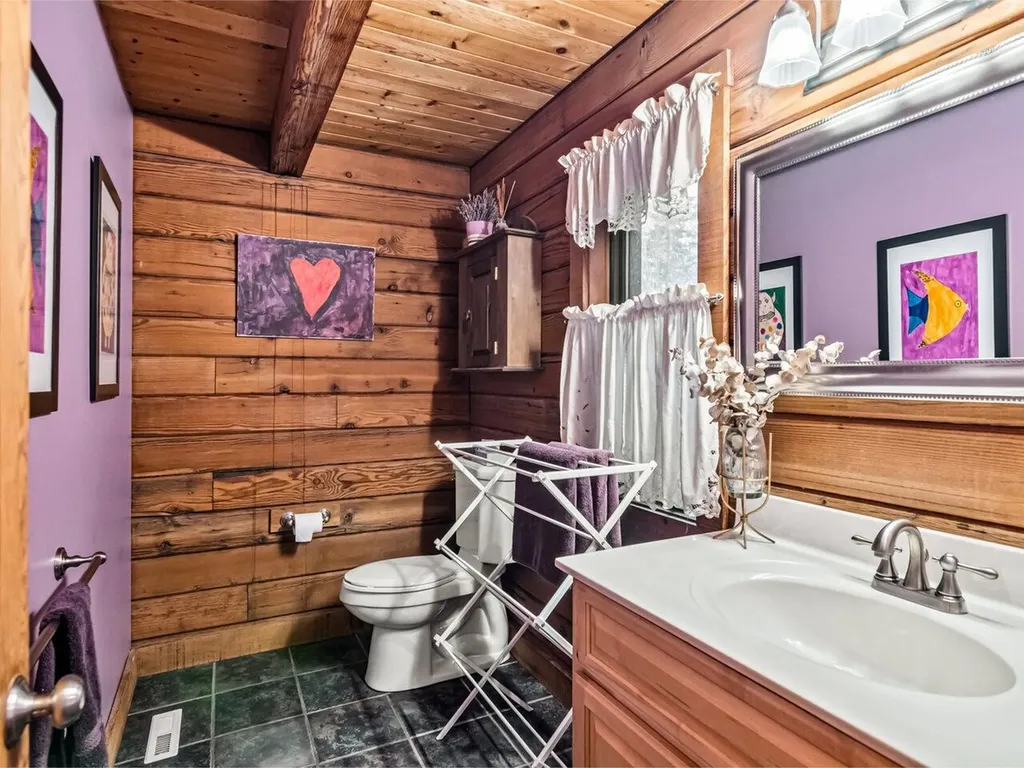 779 Smugglers View Road Cambridge VT 05464