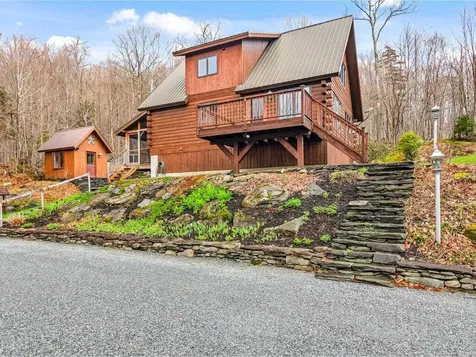 779 Smugglers View Road Cambridge VT 05464