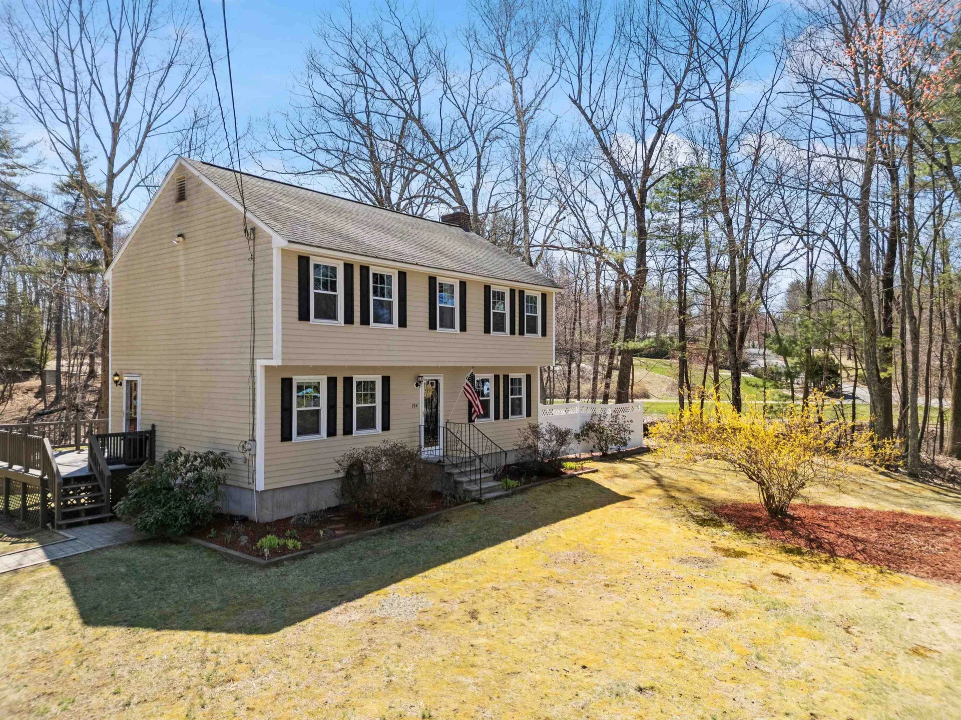 194 Fordway Extension Derry NH 03038