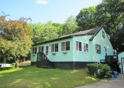 12 New Road Newmarket NH 03857