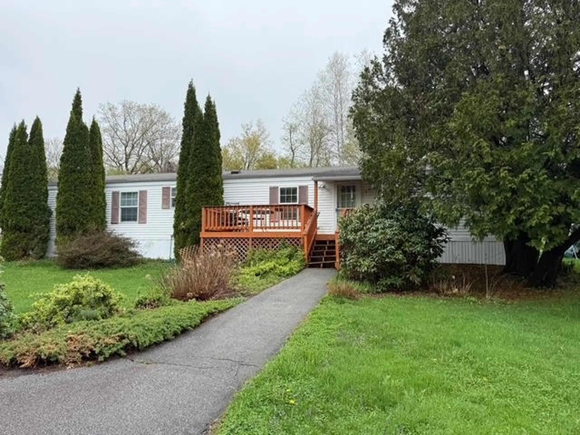 16 Gusty Road Tilton NH 03276