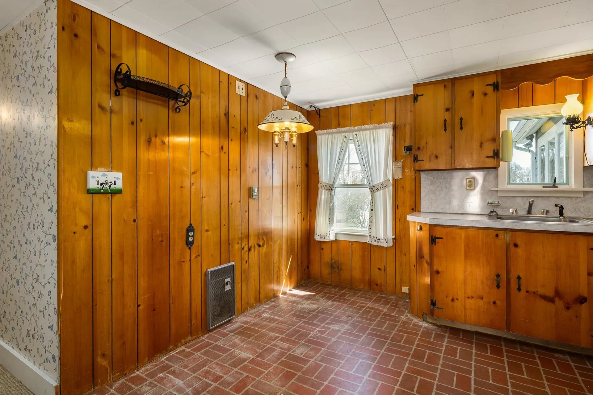 409 Lafayette Road Portsmouth NH 03801