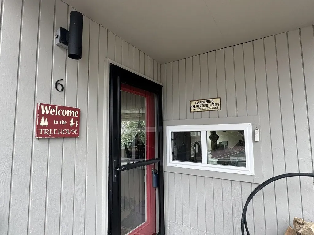 100 Ardec Lane Bolton VT 05477