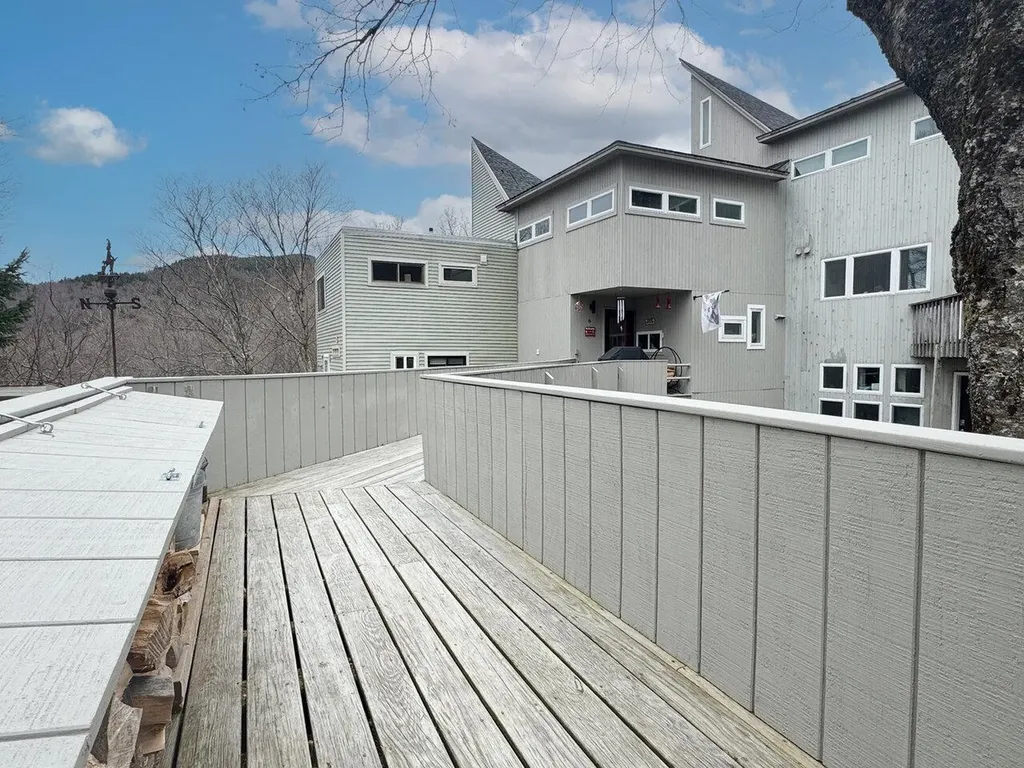 100 Ardec Lane Bolton VT 05477