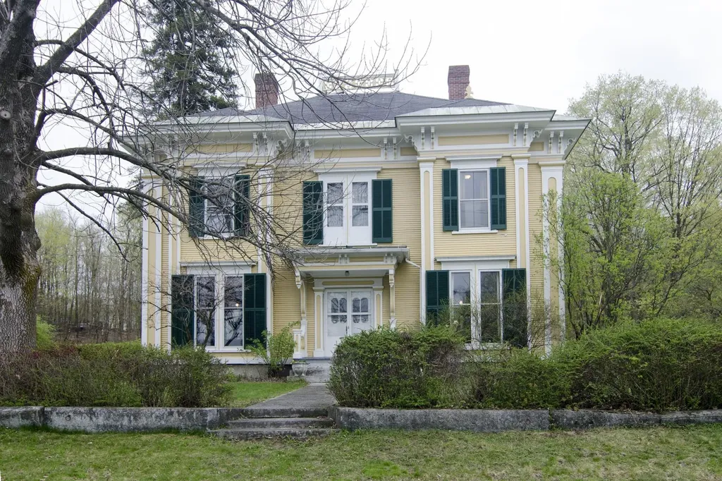 167 Main Street Derby VT 05830